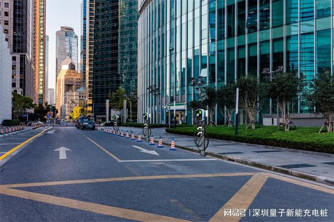打造未来：新能源车充电站厂家推荐「量子新能」(图2)