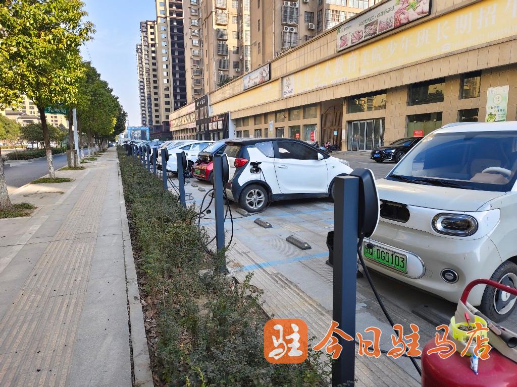 2024年驻马店市已建成1500个公共充电桩(图2)