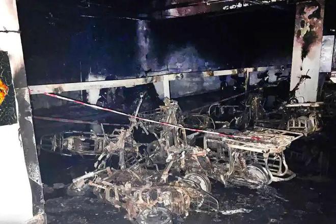 地下车库里的电动自行车防火细节拉满安全才能“躺赢”