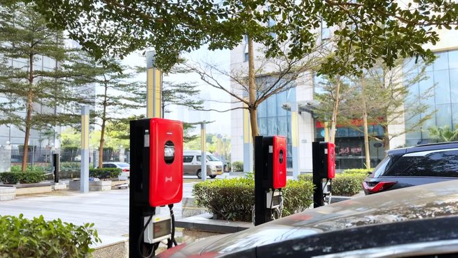 中国月用电量过万亿！欧洲充电还要等创业公司？(图2)