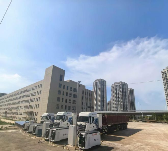 肥东首座新能源重卡充电站投运(图2)