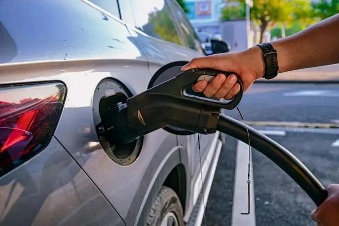 深圳超充站多过加油站！“超充之城20”又一批龙头企业提前布局(图4)