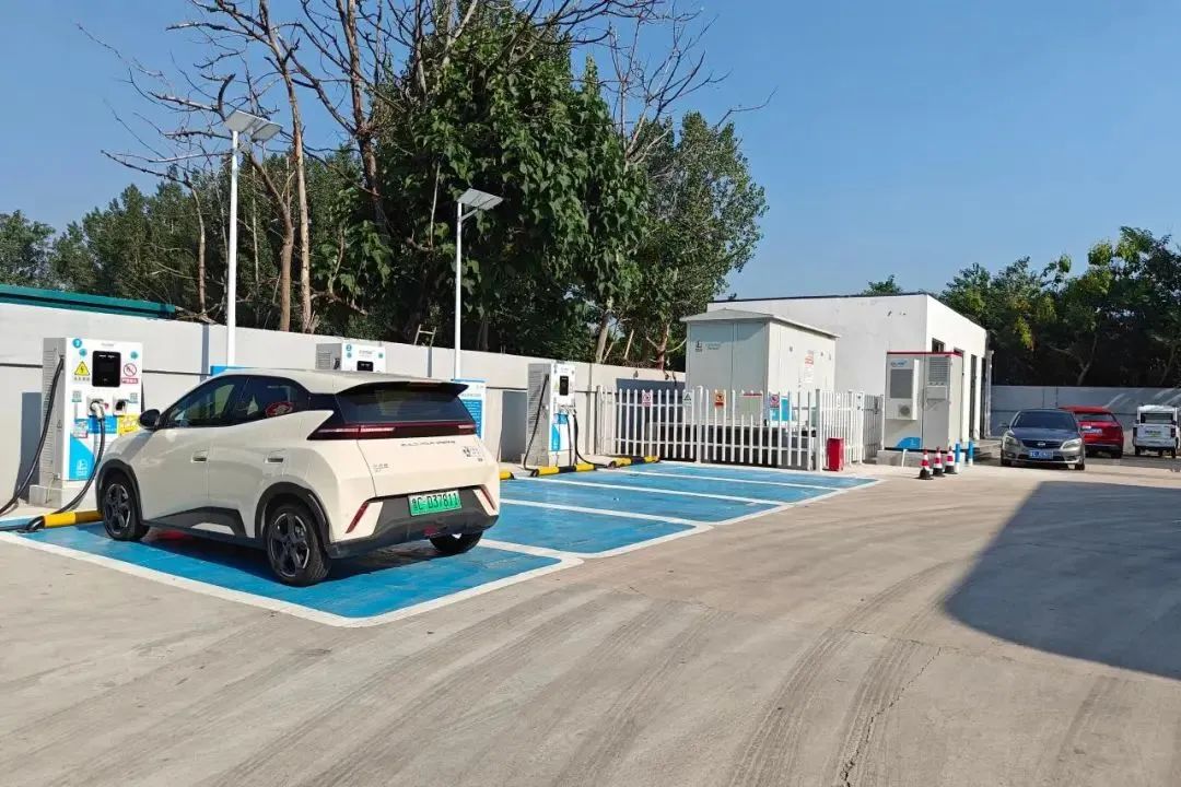 年度盘点易事特中能易电充电桩2024荣耀记忆(图3)