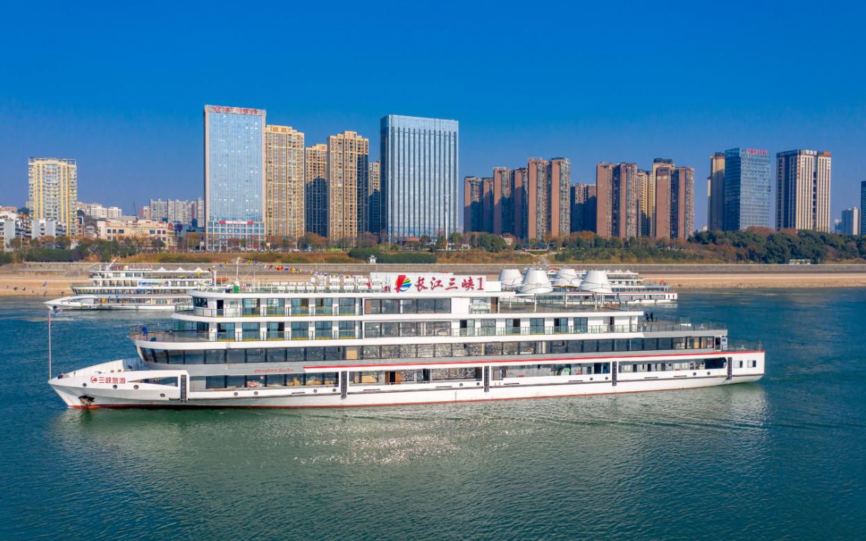 逐“绿”而动向“新”而行——宜昌新能源交通多场景融合成趋势(图2)