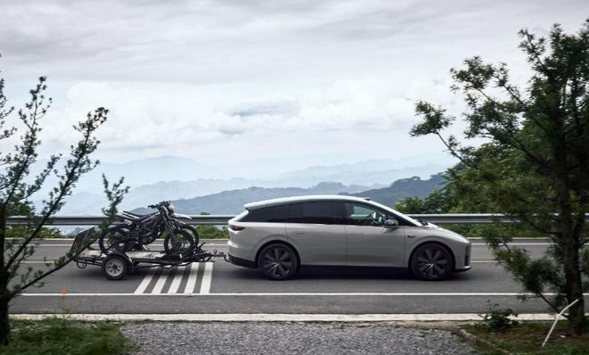 理想i6：长赛道里快迭代大市场里简立新(图5)