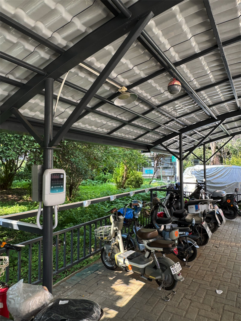 共建聚力惠民生智慧车棚焕新颜(图2)