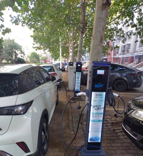 智芯优享：践行绿色使命以充电桩织就可持续未来(图4)