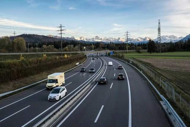 小桔充电更名滴滴充电行业开始“拼体验”(图2)