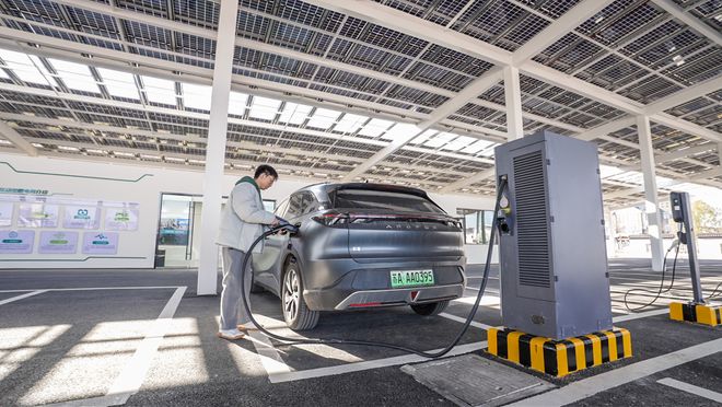 全国首座！村级“风光储充检放”一体化充电站在射阳投运(图3)