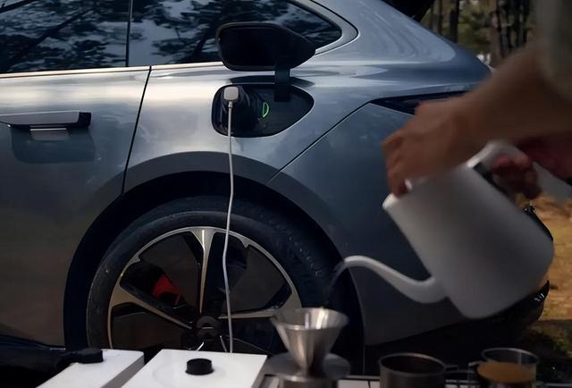 Q4抄底好时机蔚来ET5T解决冬季用车所有顾(图2)