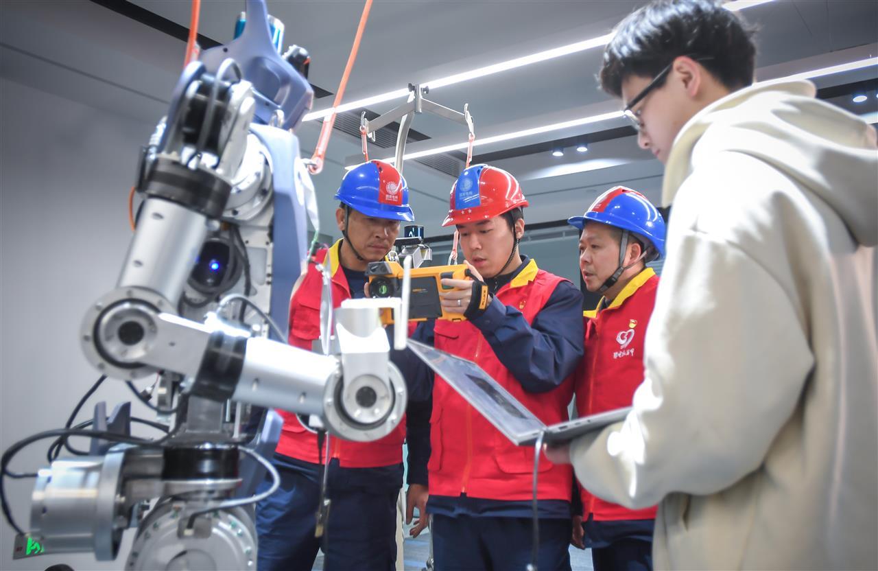 武汉2025年用电量达85712亿千瓦时新能源与数字经济成社会经济增长双引擎(图3)