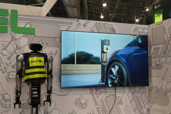 道通科技CES2026展示AI系统级突破：具身智能集群与智能充电网络勾勒未来城市蓝图(图3)
