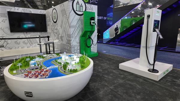 道通科技CES2026展示AI系统级突破：具身智能集群与智能充电网络勾勒未来城市蓝图(图4)