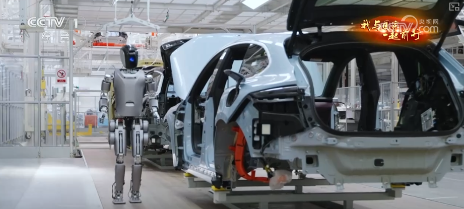 跑通“产学研用”一体化创新马拉松场景！具身智能实战中升级本领(图22)