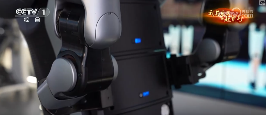 跑通“产学研用”一体化创新马拉松场景！具身智能实战中升级本领(图24)