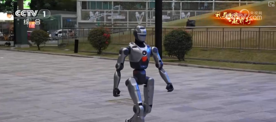 跑通“产学研用”一体化创新马拉松场景！具身智能实战中升级本领(图34)